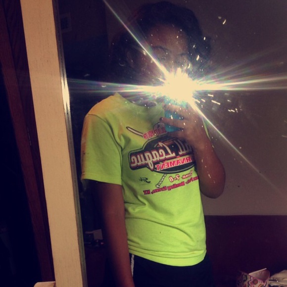 Profile Picture of Aaliyah Tooley (@aaliyahtooley) on Poshmark