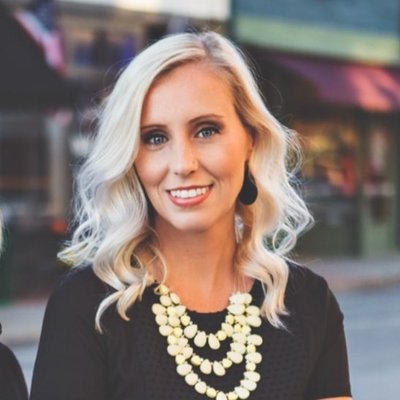 Profile Picture of Jacqueline Frederick (@jacquechris) on Twitter