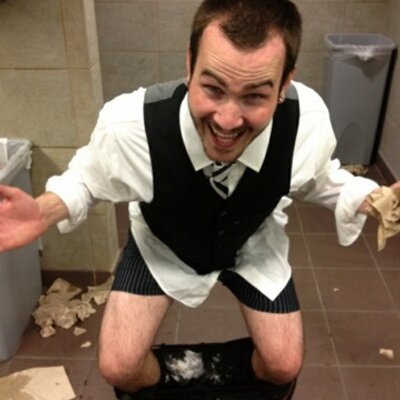 Profile Picture of James Bendickson (@ManicHispanic4) on Twitter