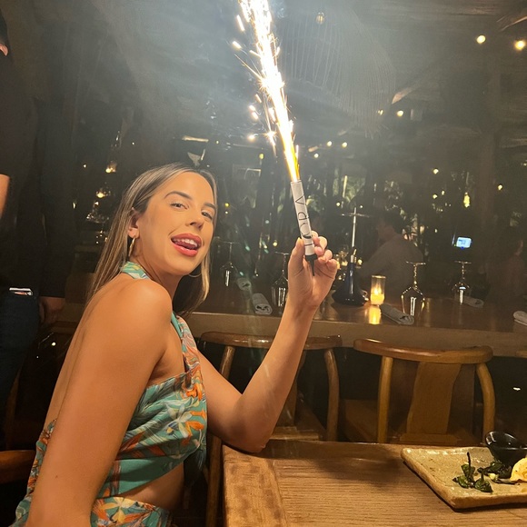 Profile Picture of Hailey Hancock (@haileyhancock12) on Poshmark