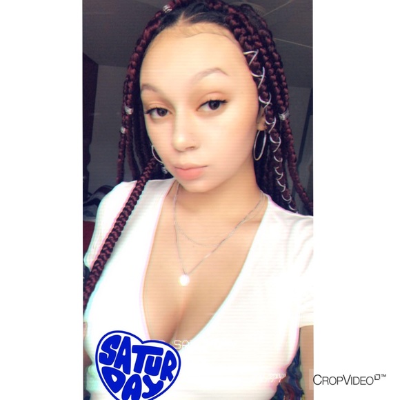 Profile Picture of Aminah Richardson (@aminaahh936) on Poshmark