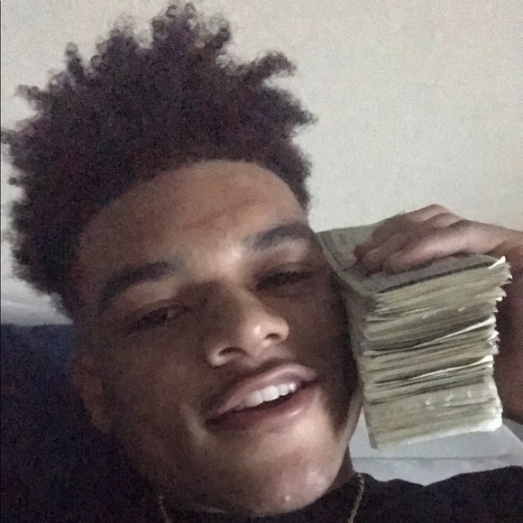 Profile Picture of Caleb Copeland (@typcalo) on Poshmark