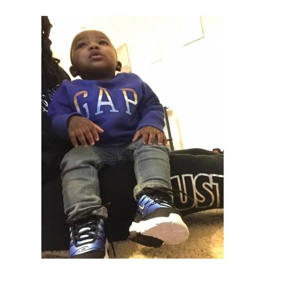 Profile Picture of Tepper Dadon (@mrflyguyy5) on Poshmark