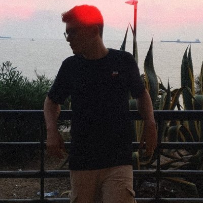 Profile Picture of Angelo Del Vecchio (@AngeloDelVecc18) on Twitter