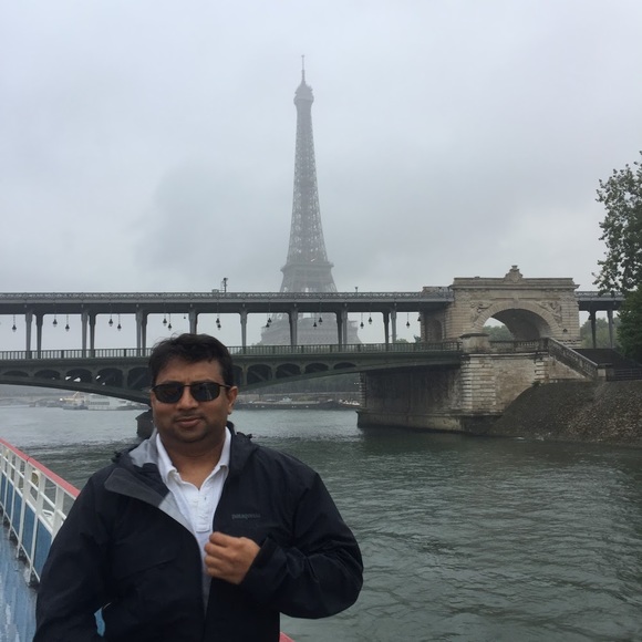 Profile Picture of Mehul Shah (@amehul99) on Poshmark