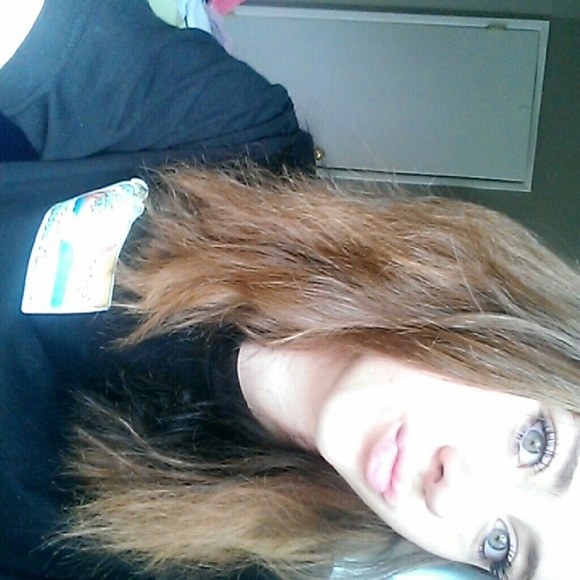 Karlie Cooper - Poshmark Profile Picture of Karlie Cooper (@karlie04) on Poshmark