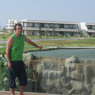 Profile Picture of Jim Akhlaghi Tehrani (@jim.akhlaghitehrani) on Facebook