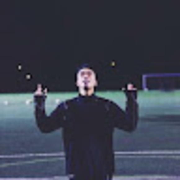 Profile Picture of Scotty g Carson (@scottygcarson20) on Poshmark