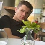 Profile Picture of Robert Shaekhov (@r_o_b_sh22) on Instagram