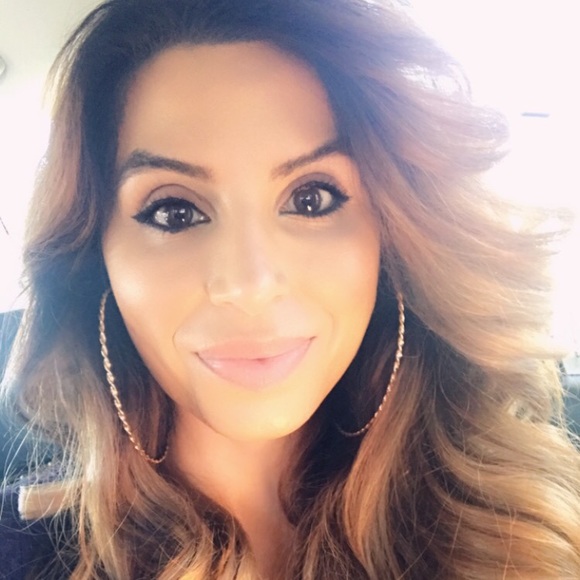 Profile Picture of Pierrette Gerbavac (@pierrina7) on Poshmark