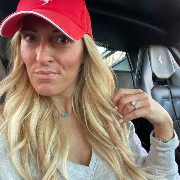 Profile Picture of Ariel Wilkinson (@ariel_wilkinson) on Poshmark