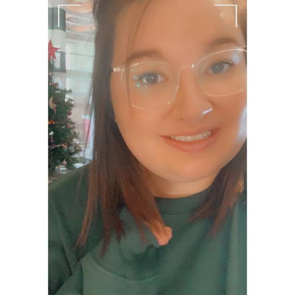 Profile Picture of Paige Beck (@paigers29) on Poshmark