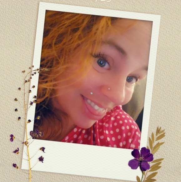 Profile Picture of Angel Dingman (@babygirl04815) on Poshmark