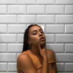 Profile Picture of BEA | BEATRIZ | bringer of joy 🌑 (@nobadvibesbea) on Instagram