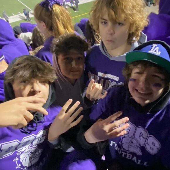 Profile Picture of Camden Brozak (@camdenbrozak) on Poshmark