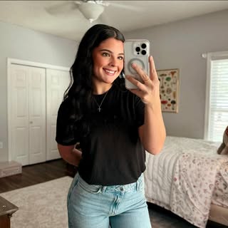Profile Picture of CJ Seabolt (@christina.seabolt) on Instagram