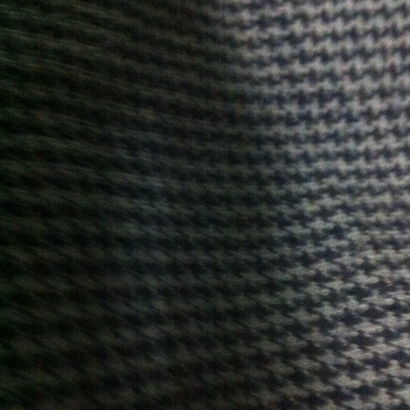 Profile Picture of Joey Su (@joeysuko756) on Poshmark