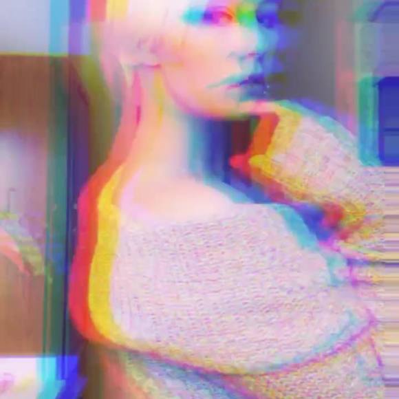 Profile Picture of Sam Weese (@samanthaw1) on Poshmark