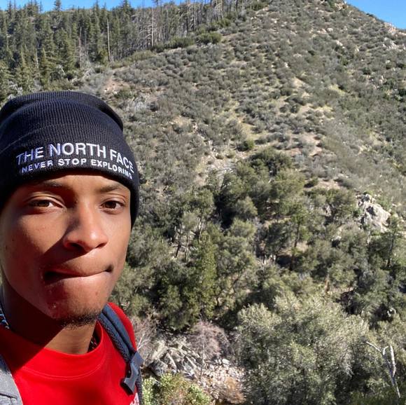 Profile Picture of Logan Robertson (@loganroberts380) on Poshmark