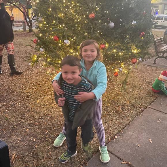 Profile Picture of Kaitlynn Mainard (@kwinston01) on Poshmark