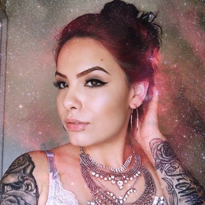 Profile Picture of Miss Kerly🇪🇨 (@misslovelykerly) on Twitter