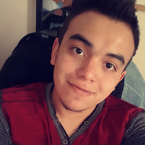 Profile Picture of Alejandro Esparza (@hondo33) on Poshmark