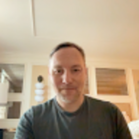 Profile Picture of Revere Greist (@rgreist) on Poshmark