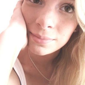 Profile Picture of Hillary Craig (@hillnicolec) on Myspace