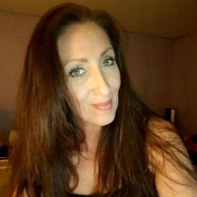 Profile Picture of Melinda Frank (@Melinda24846430) on Twitter