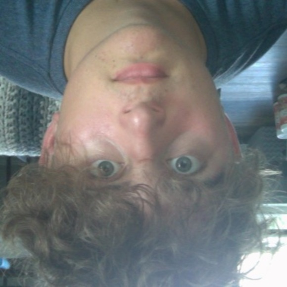 Profile Picture of Coleman Conner (@colemanconner16) on Poshmark