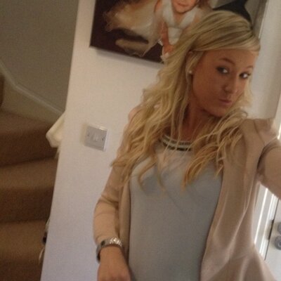 Profile Picture of Danielle Mortimer (@danim1990) on Twitter
