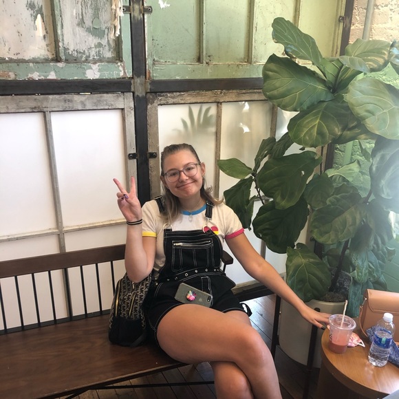 Profile Picture of Miranda Connor (@mirandafaithc) on Poshmark