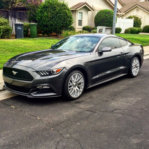 Profile Picture of Brayden Taylor (@btaylor69) on Poshmark