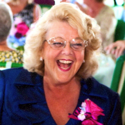 Profile Picture of Sarah Schaeffer (@sarahmaven) on Twitter