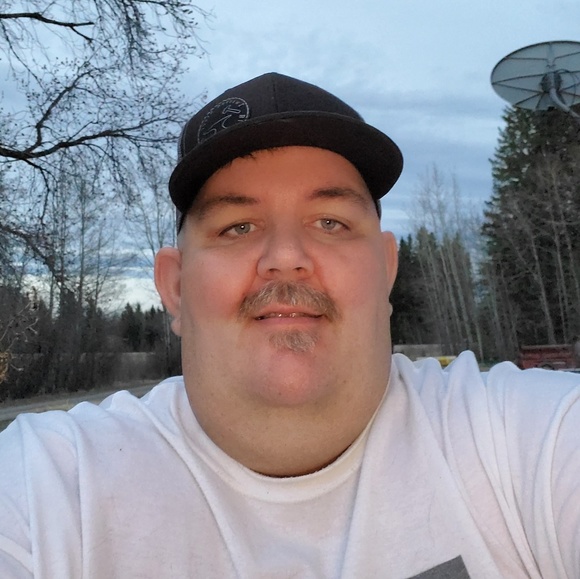 Justin Shier - Poshmark Profile Picture of Justin Shier (@jshier) on Poshmark