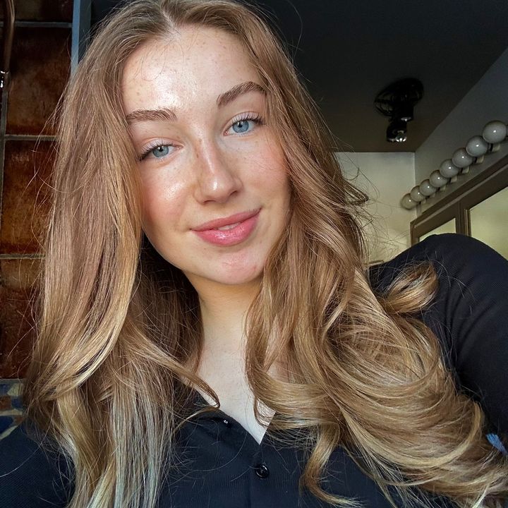 Profile Picture of jean (@jeanne.bastienn) on Tiktok