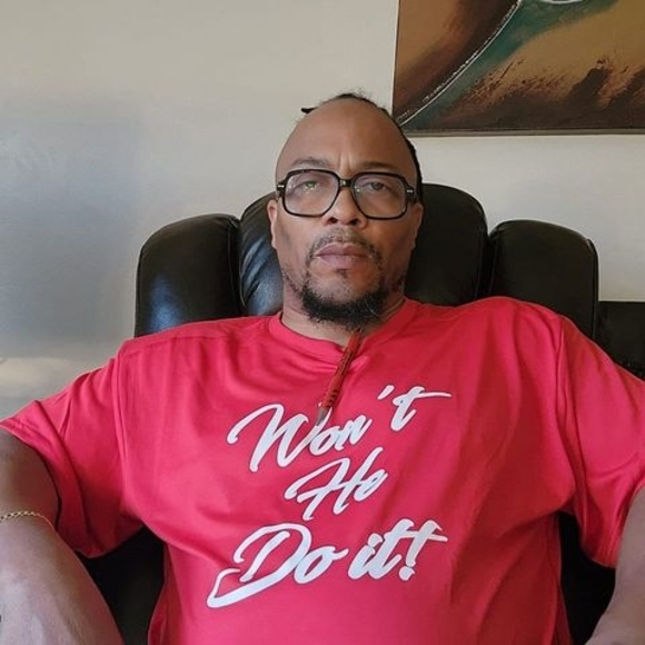 Profile Picture of Kenneth Harper (@kennethharpe552) on Poshmark