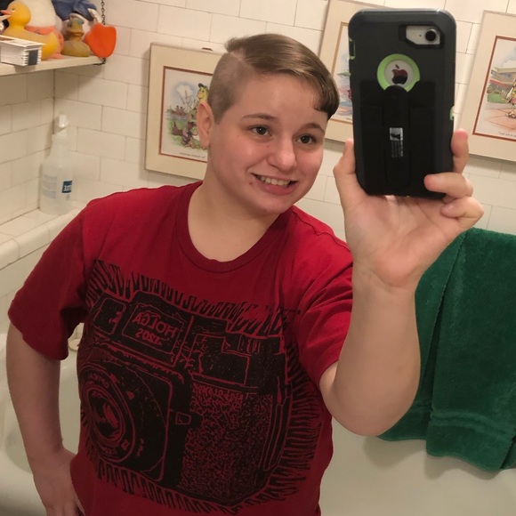 Profile Picture of Deirdre Quattrocchi (@goofydogdei1490) on Poshmark