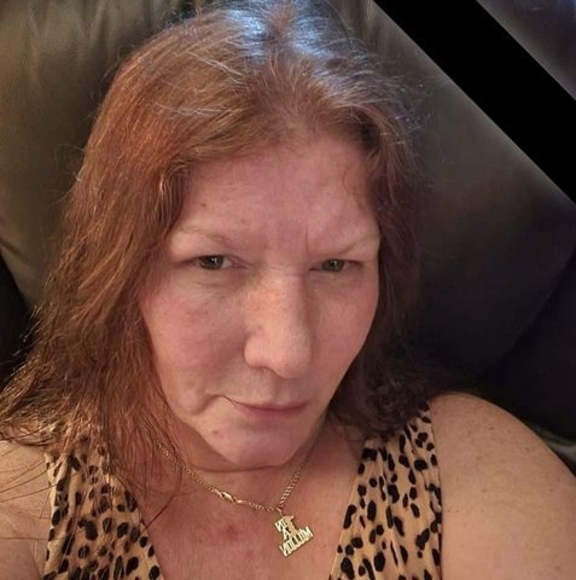 Profile Picture of Carla Hess (@carlahess513) on Poshmark