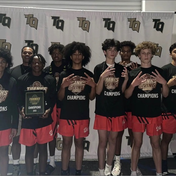 Profile Picture of Maxwell Scott (@maxwelltscott) on Poshmark