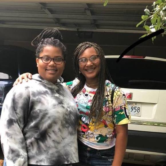 Profile Picture of Chyna Branson (@chyna_branson) on Poshmark