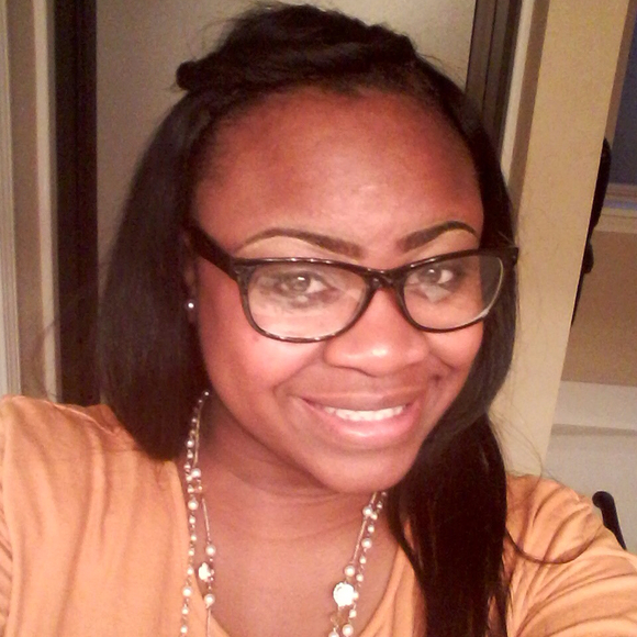 Profile Picture of Shaquita Smith (@shaquita_q) on Poshmark