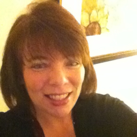 Profile Picture of Rebecca Toback (@flippypicker) on Poshmark