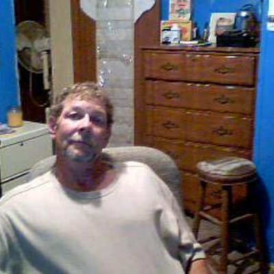 Profile Picture of Rusty Carroll (@MrHandyman69) on Twitter