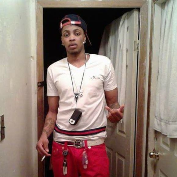 Profile Picture of Parlay Baselinin (@nicholas1996) on Poshmark