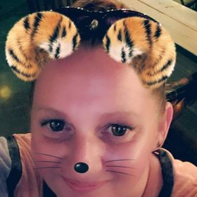 Profile Picture of Kim Jarvis (@conmor0608) on Pinterest