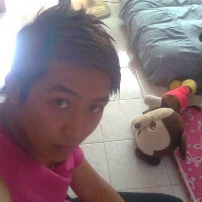Profile Picture of Mark Roy Villa Luz (@karllowie) on Twitter
