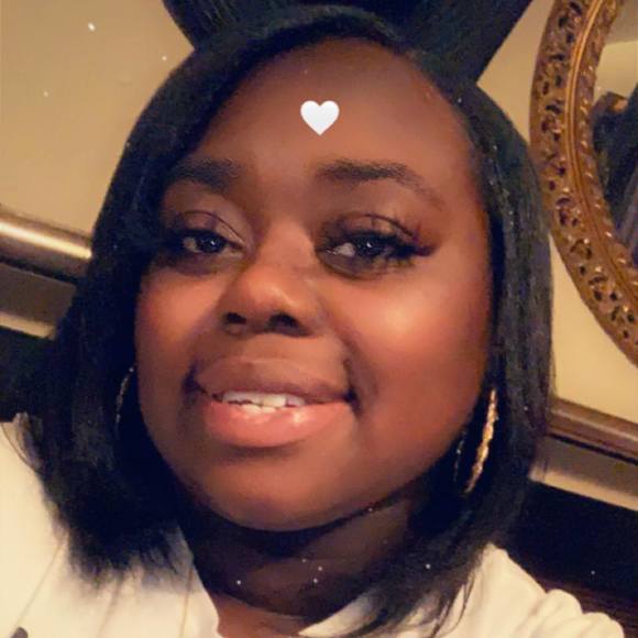 Profile Picture of Shay Hayes (@shaybadd2020) on Poshmark
