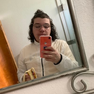 Profile Picture of Rosales  🔮 (@invalid_danny_) on Twitter