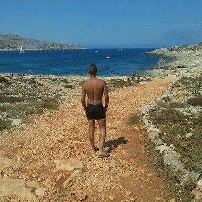 Profile Picture of Alex Rives López (@RivesLpez) on Twitter